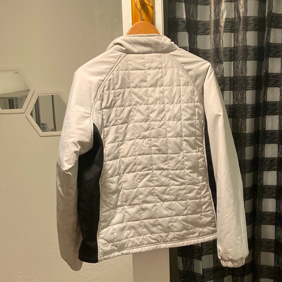 Light Gray Mizuno Golf Coat - Picture 2 of 3